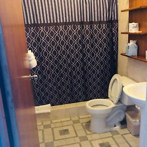 Triple Room Three Queen Beds